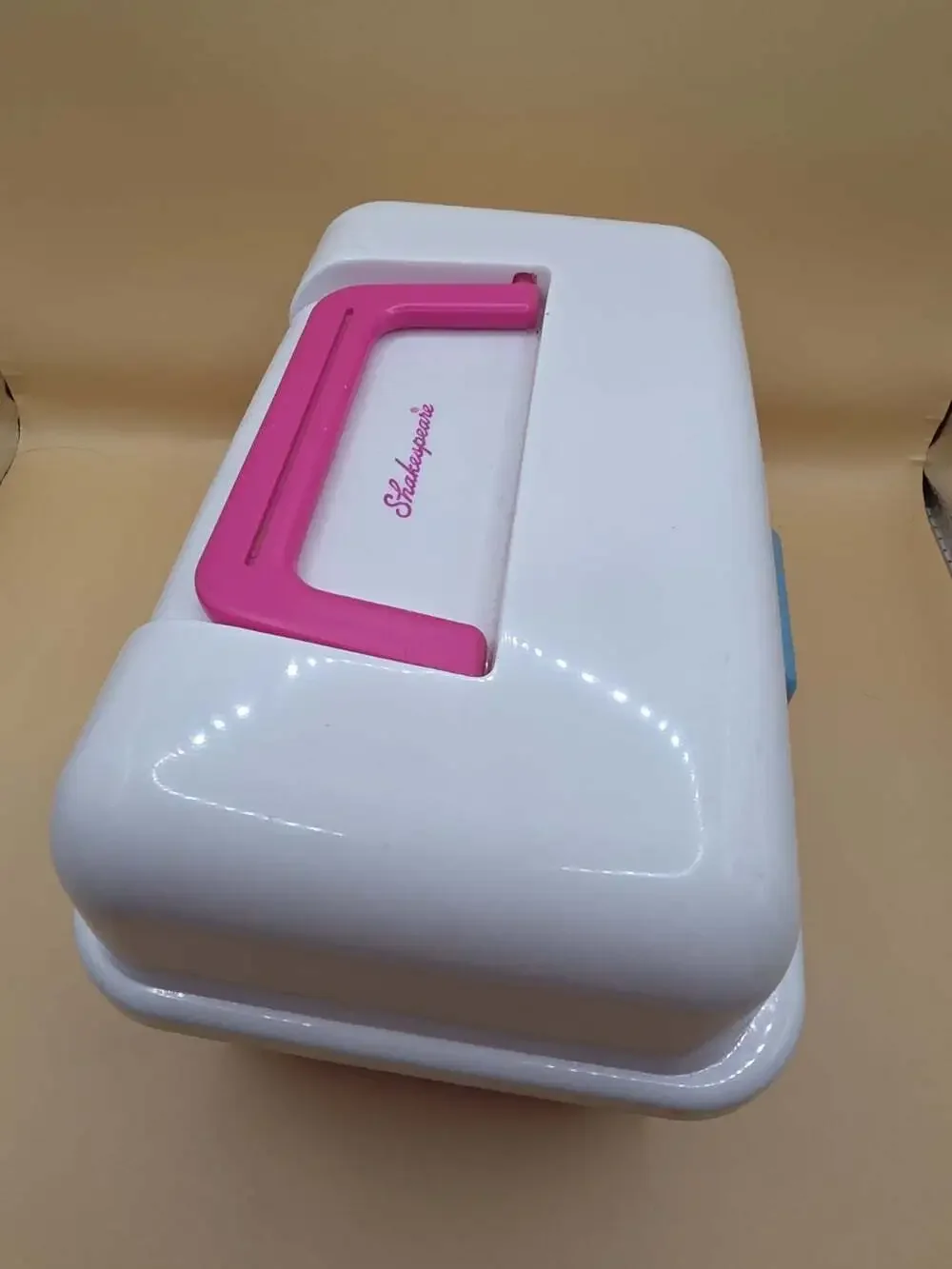2011 Shakespeare Barbie Fishing Tackle Box Pink White Blue